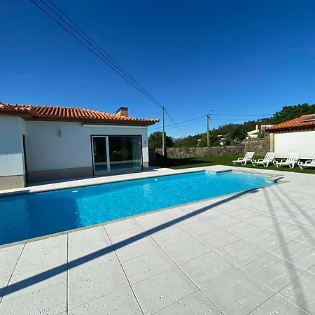 Casa Portelas